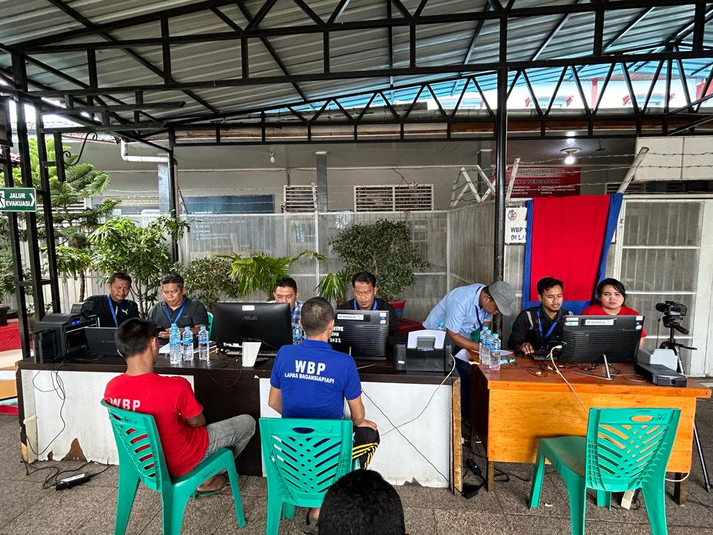 Polres Rokan Hilir Fasilitasi Perekaman KTP Warga Binaan
